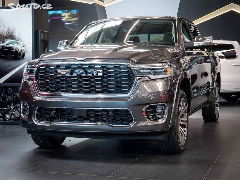 Dodge Ram, 3.0 Tungsten, masážní sedadla